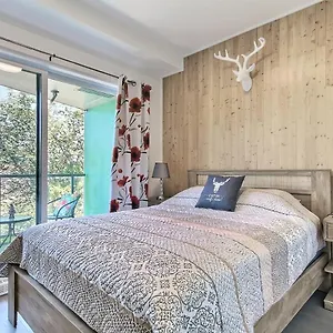 Good Vibes Only -modern And Spacious 2 Bedroom 4 Beds Free Parking, Gym Quebec City